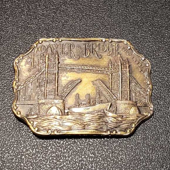 Tower Bridge London England Brass Belt Buckle - Vintage - Picture 1 of 6